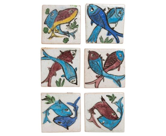 Piccole antiche piastrelle con "pesci". - O/360