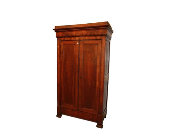 Louis Philippe Flamed Walnut Wardrobe from the 1800s