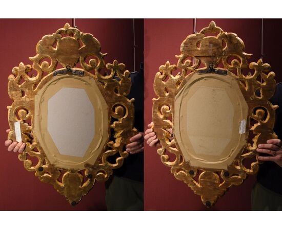 Pair of carved and gilded mirrors 'alla Sansovino', Venice 18th century