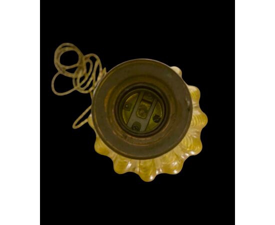 Heavy glass lamp 'cordonato oro'. Signature Barovier and Toso, Murano.