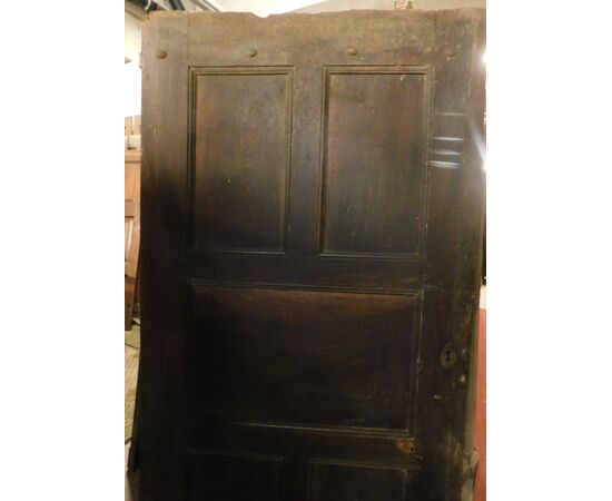 PTS766 - No. 2 walnut doors, 18th century, dimensions cm W 92/99 x H 206/200