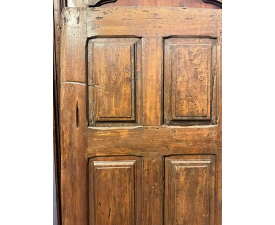 PTI764 - Antique walnut door, with six carved panels, 18th century, dimensions cm W 92 x H 195