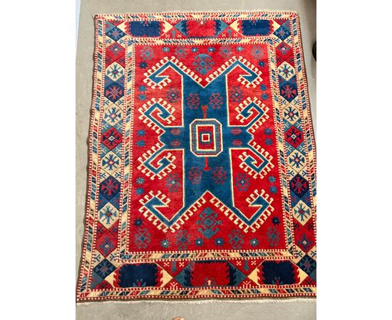 Antique Turkish rug, 19th century, wool with geometric patterns, 170x130cm