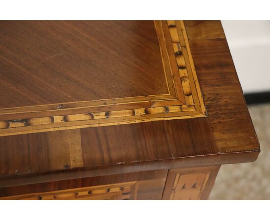 Antique Louis XVI chest of drawers, refined inlay, restored, NEGOTIABLE PRICE