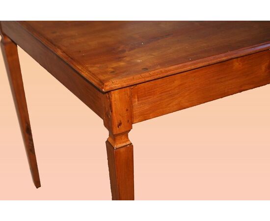 Writing desk from the late 1700s, Italian Louis XVI style, in cherry wood, fully restored.