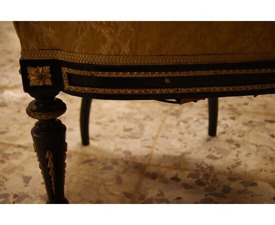 Antique French living room from the 1800s, Louis XVI style, 5 pieces with rich mercury-gilded bronze applications.