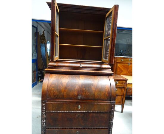Importante trumeau del periodo Biedermeier in mogano
