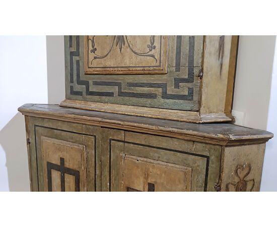 Neoclassical double-bodied corner cabinet, late 18th century
