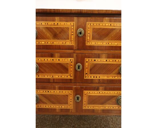 Antique Louis XVI chest of drawers, refined inlay, restored, NEGOTIABLE PRICE
