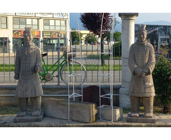 Statues “Chinese warriors”