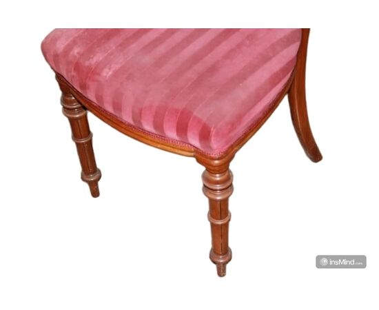Set of 4 walnut wood chairs with carvings, 19th century, Victorian style