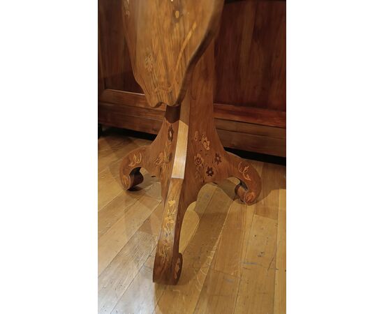 CARLO X INLAID SAIL TABLE, EARLY 19TH CENTURY