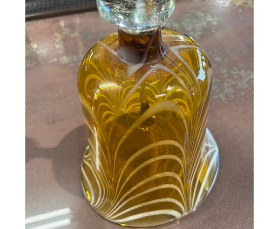Antique large glass bell, 19th century, yellow and white. Dimensions: H 35 cm, diameter 15 cm.
