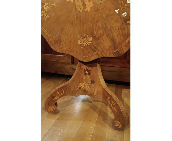 CARLO X INLAID SAIL TABLE, EARLY 19TH CENTURY
