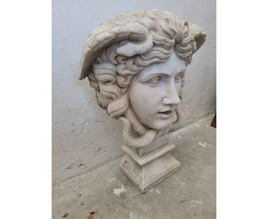 Strepitosa Medusa H 80 cm in marmo - Venezia