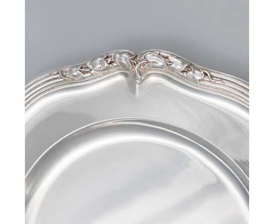 Pair of Queen Victoria sterling silver plates, Paul Storr, London, 1838