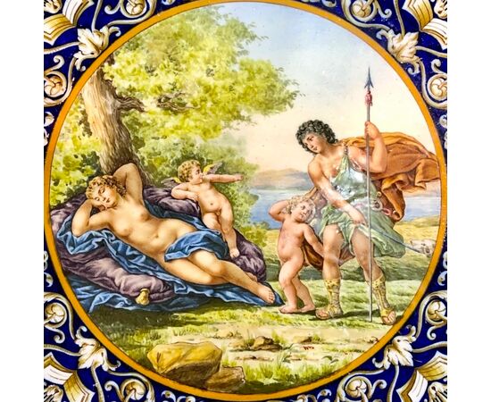 Large majolica plate with historical and Raphael-style decoration. Ginori.