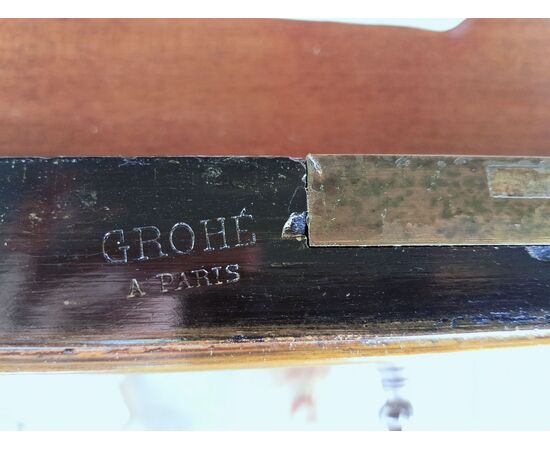 Writing desk in various woods, bronzes signed Guillaume Grohè
