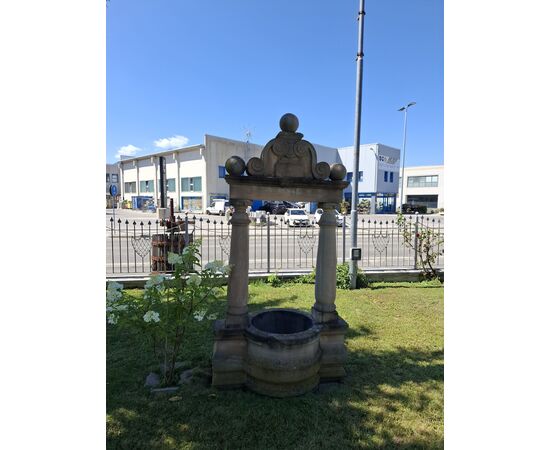 Pozzo in pietra