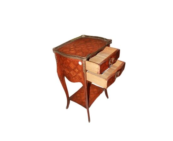 French bedside table from the second half of the 19th century, Louis XV style, in bois de rose