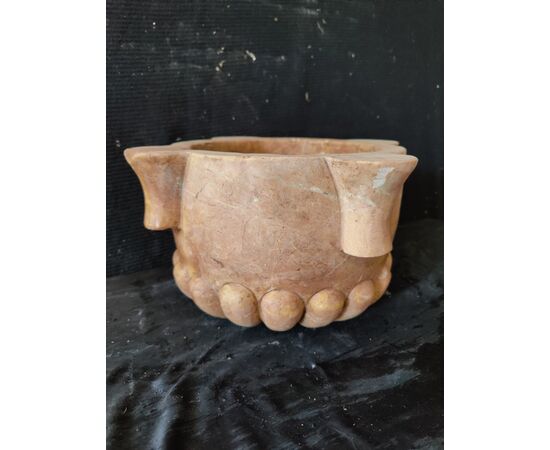 Bellissimo Mortaio finemente baccellato - H 18 cm - Marmo nembro