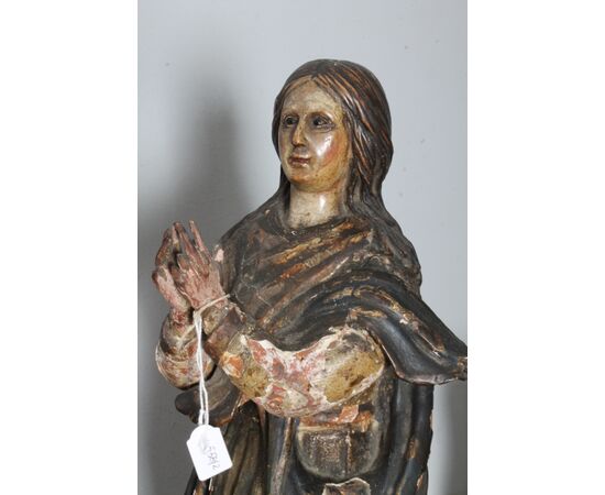 Antique polychrome wooden sculpture of the Virgin, 17th century. H 46 cm.