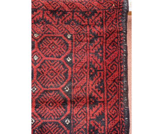 Tappeto tribale persiano in lana – Iran, XX secolo