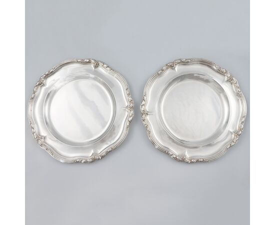 Pair of Queen Victoria sterling silver plates, Paul Storr, London, 1838