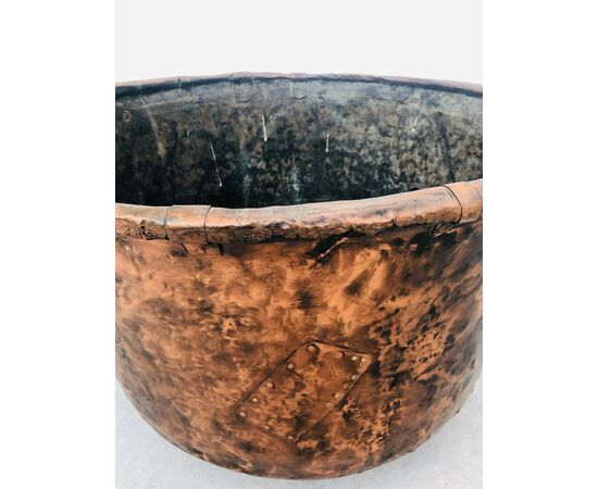 ANTICO PAIOLO IN RAME DI RARA DIMENSIONE
