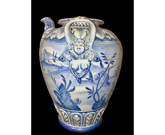 Grande vado Idria in maiolica a decoro turchino.Cantagalli,Firenze.