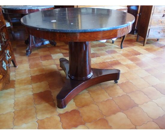 ROUND TABLE WITH EMPIRE STYLE MARBLE, 19TH CENTURY, RESTORED