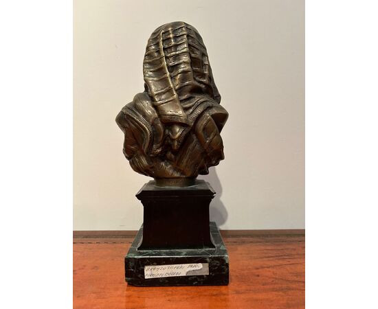 Sculpture of an oriental woman, bronze, signed "MOREAU"