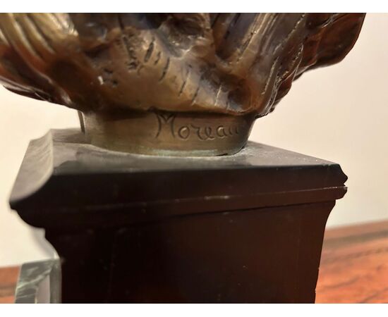 Sculpture of an oriental woman, bronze, signed "MOREAU"