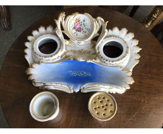 Elegant inkwell