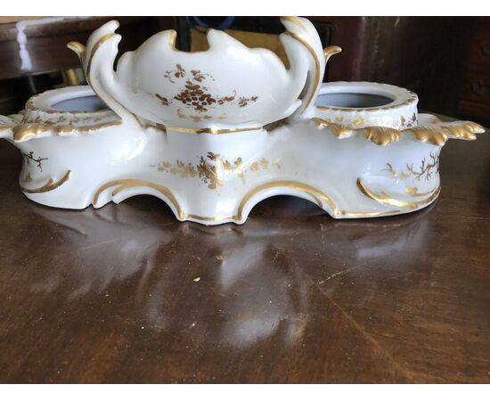 Elegant inkwell