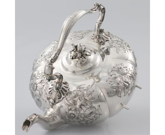 William IV sterling silver kettle on stand, Paul Storr for Storr & Mortimer, London, 1837