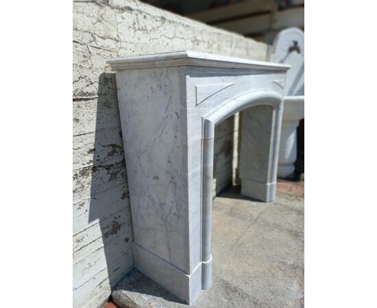 Marble fireplace H 105 - W 128 - D 38.5