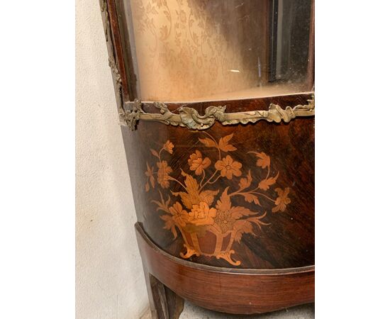 Showcase veneered in various woods. France, late 19th century.