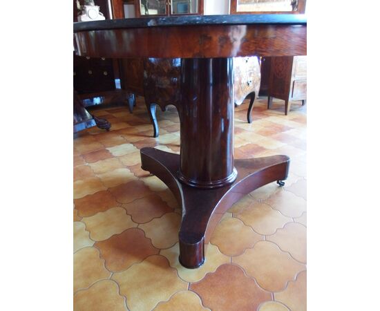ROUND TABLE WITH EMPIRE STYLE MARBLE, 19TH CENTURY, RESTORED