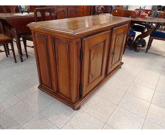 Credenza in noce