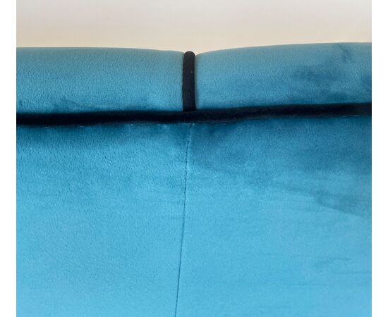 Curved velvet sofa - 1950