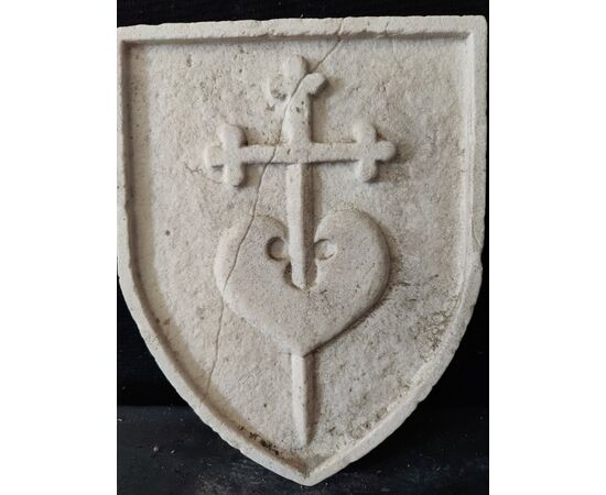 Elegante stemma gentilizio - 27 x 34 cm - Marmo d'Istria - Venezia