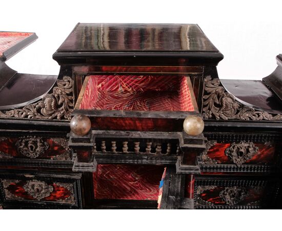 Stunning Sicilian writing desk from the 1700s in ebony, tortoise shell, and silver finishes.