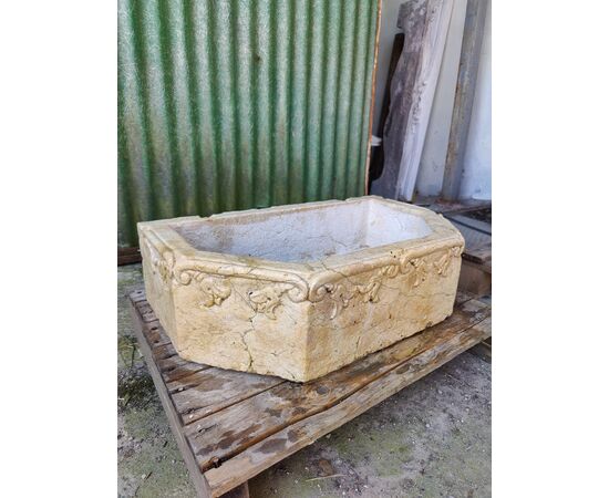 Elegante lavandino sfaccettato in marmo nembro - 65 x 39 cm