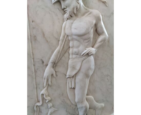 Bassorilievo Neoclassico finemente scolpito - 65 x 105 cm - Marmo di Carrara Calacatta