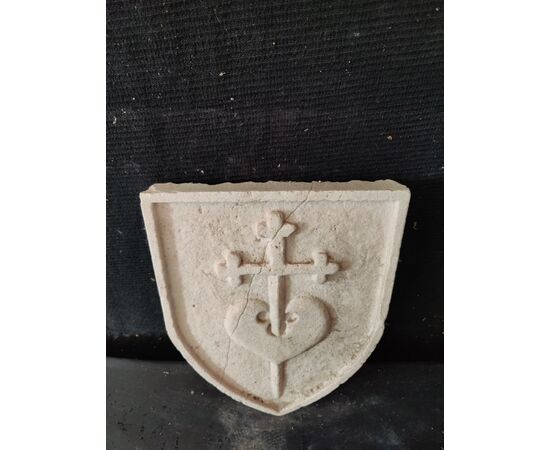 Elegante stemma gentilizio - 27 x 34 cm - Marmo d'Istria - Venezia