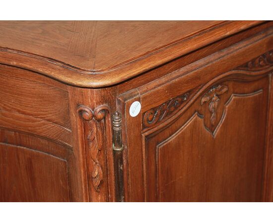 French 2-door sideboard with drawers from the late 1800s, Provençal style, in oak wood