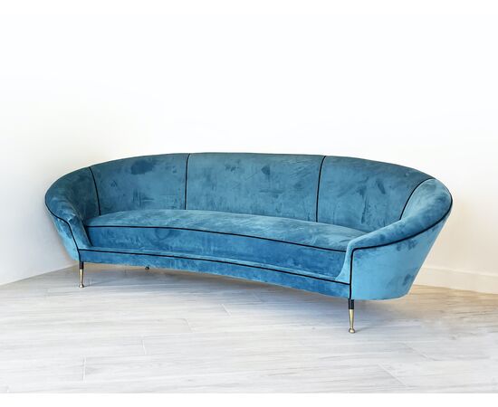 Curved velvet sofa - 1950