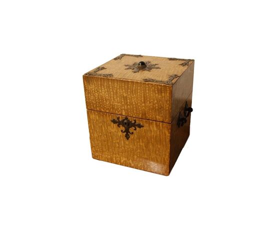 1800s French thuya burl liquor box