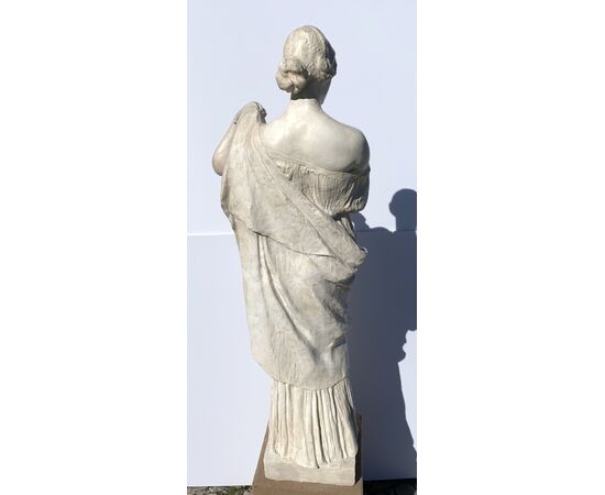 Pair of scagliola sculptures - Roman figures. Italian manufacture, 19th century.